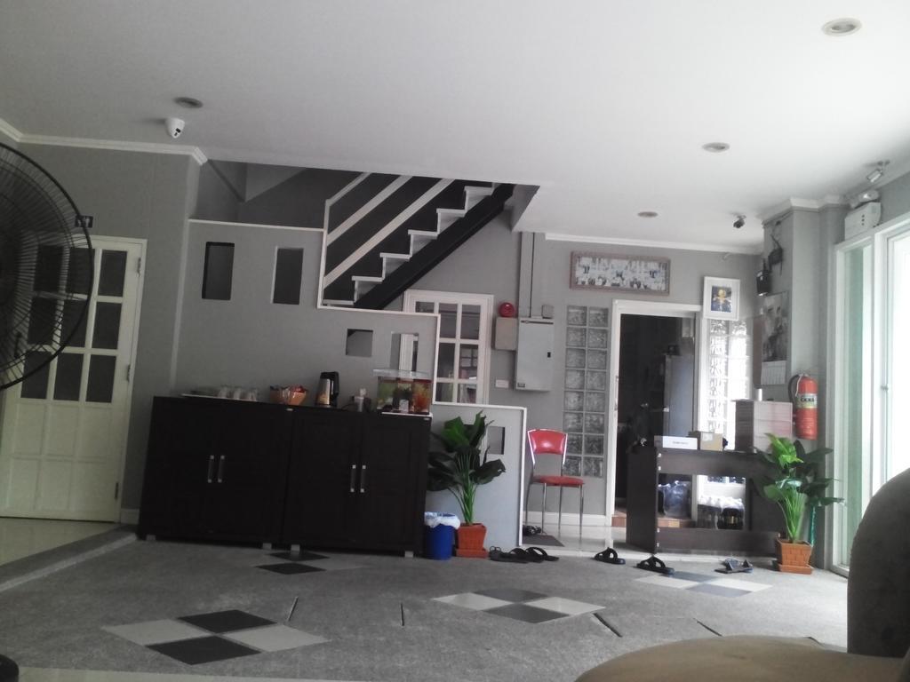 Taylor'S Guesthouse 후아 힌 외부 사진